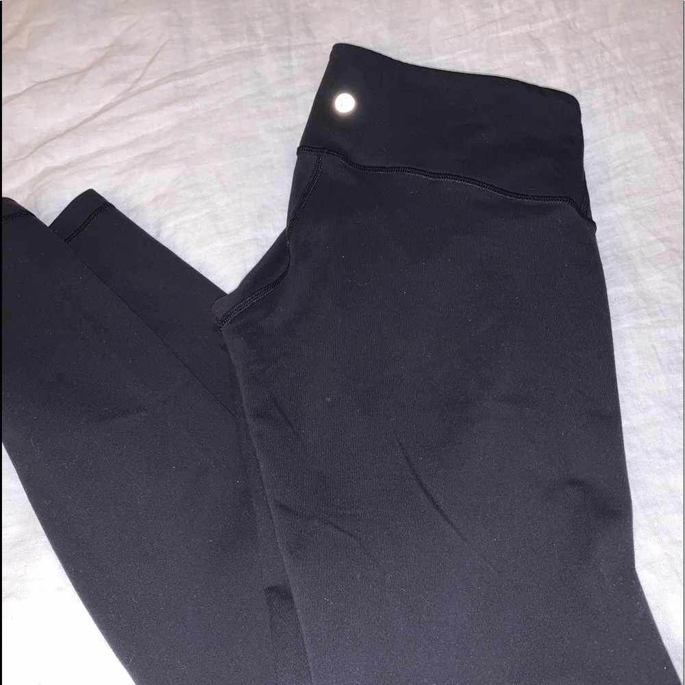 Lululemon classic black wunder under size 8